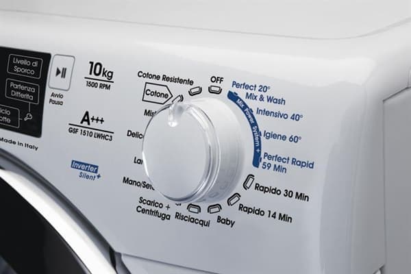 Máy giặt Candy GVF1412LWHC3/1-S - Bảng điển khiển