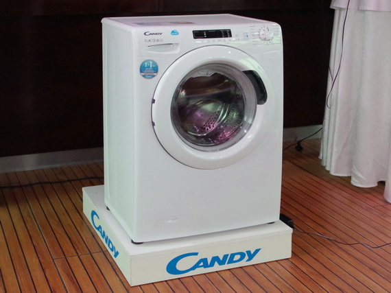 Máy giặt Candy HSC 1282D3Q/1-S - Hình ảnh thực tế